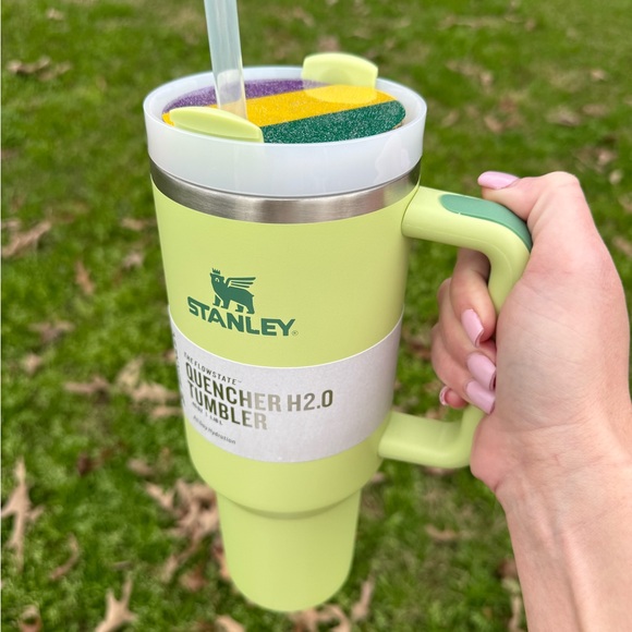 40oz Stanley with *custom* topper - Picture 3 of 4